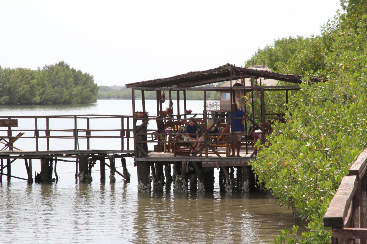 Bintang Bolong Lodge Exteriér fotografie