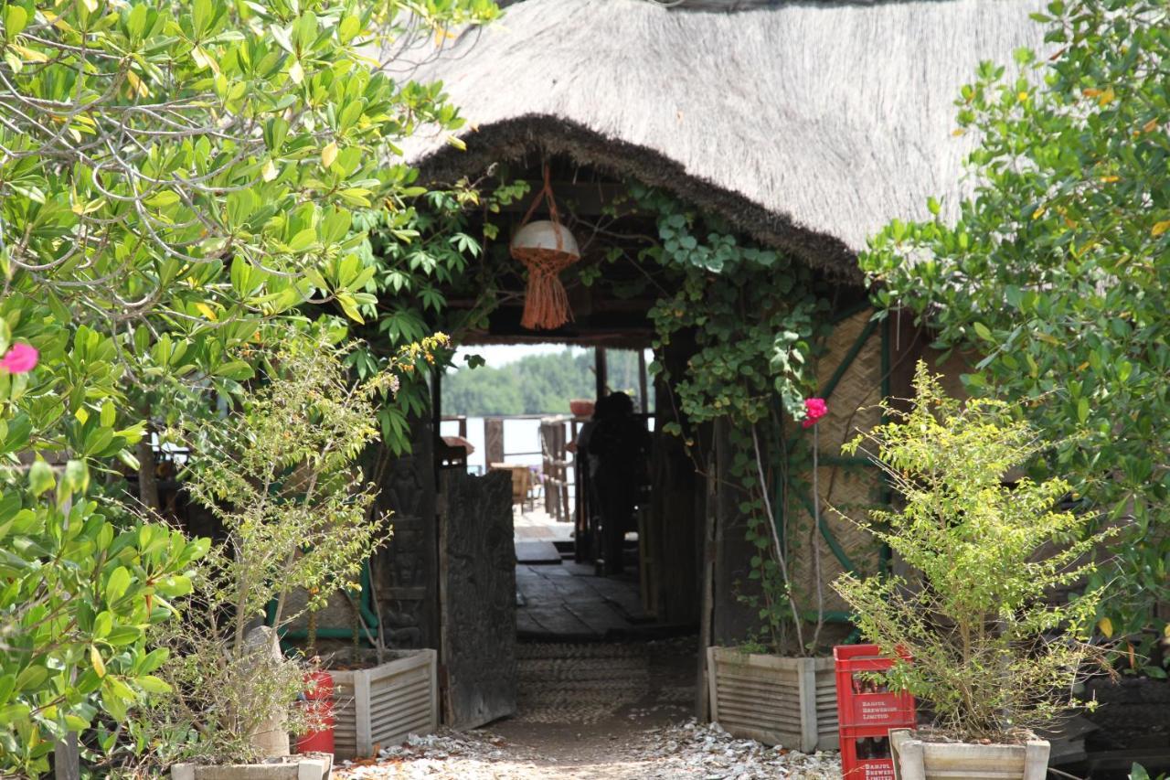 Bintang Bolong Lodge Exteriér fotografie